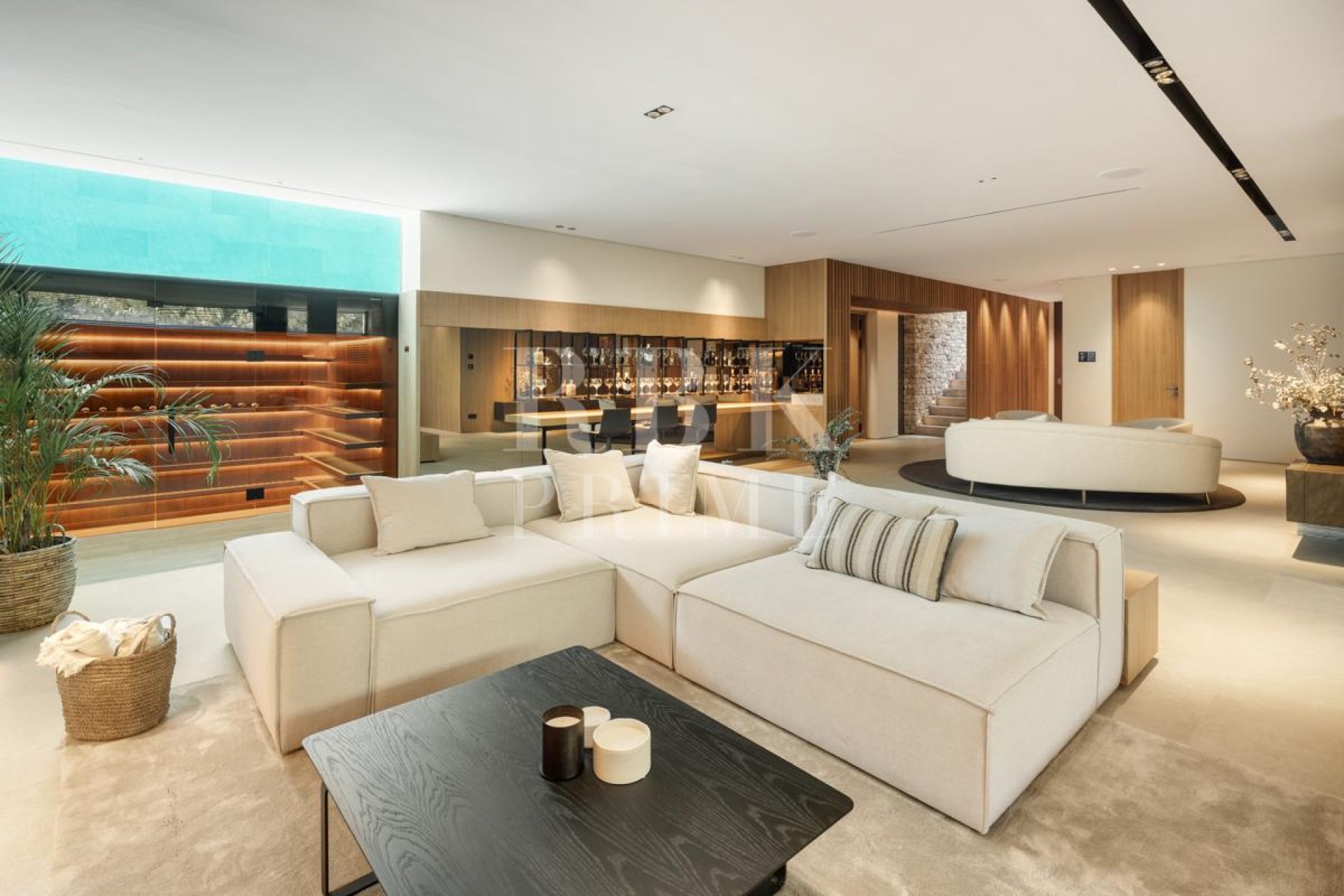 Resale - Villa -
Malaga - Nueva Andalucía