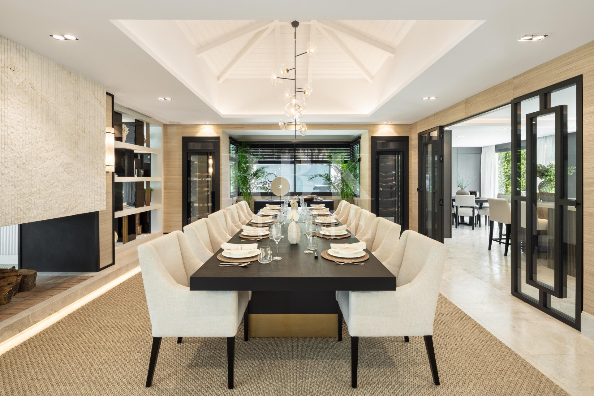 Resale - Villa -
Malaga - Nueva Andalucía