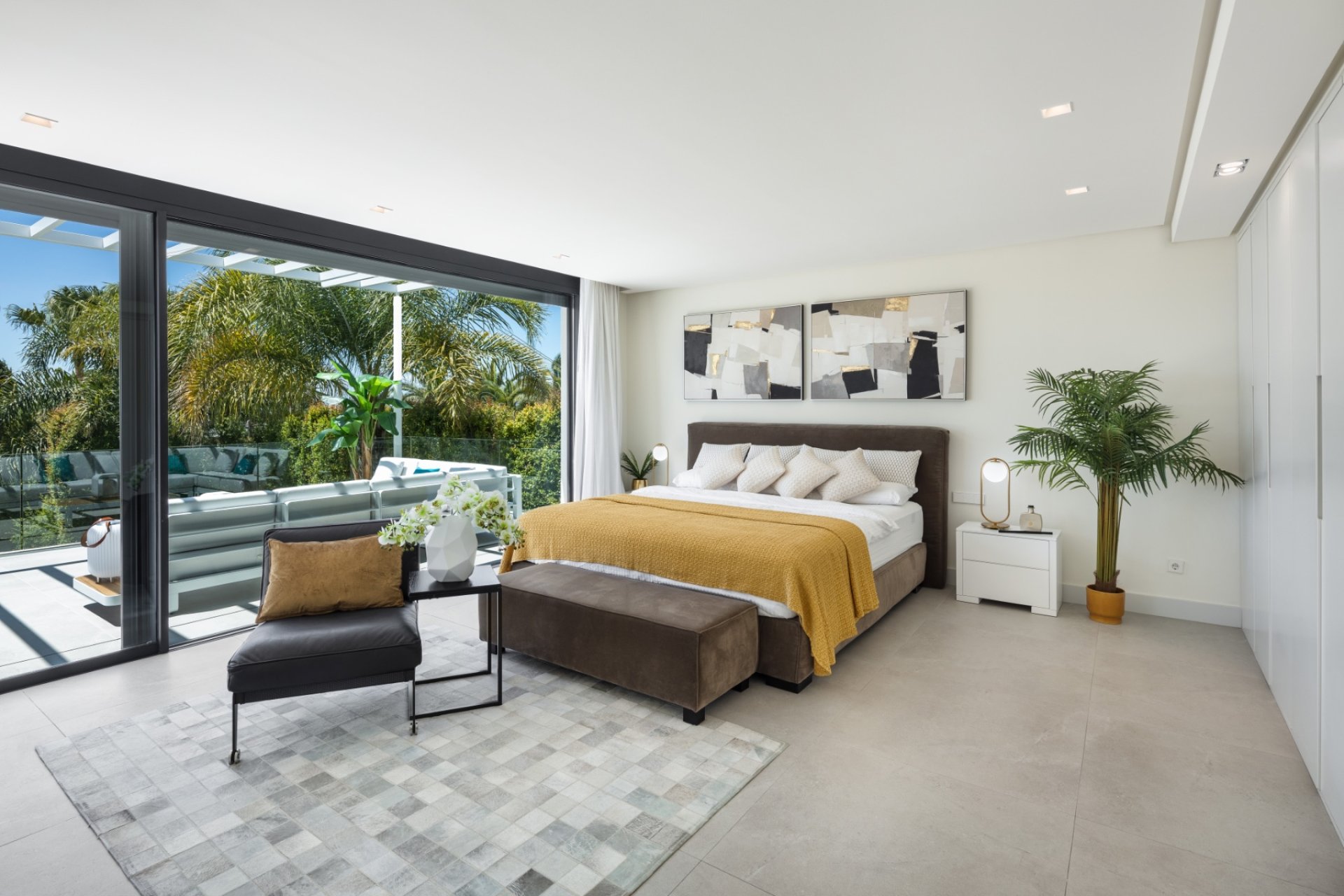 Resale - Villa -
Marbella - East Marbella