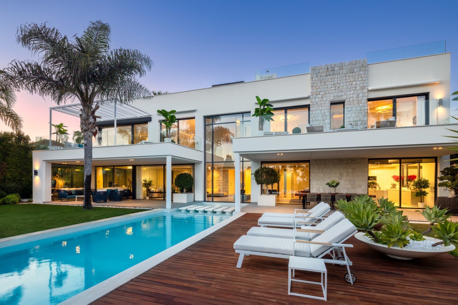 Resale - Villa -
Marbella - East Marbella