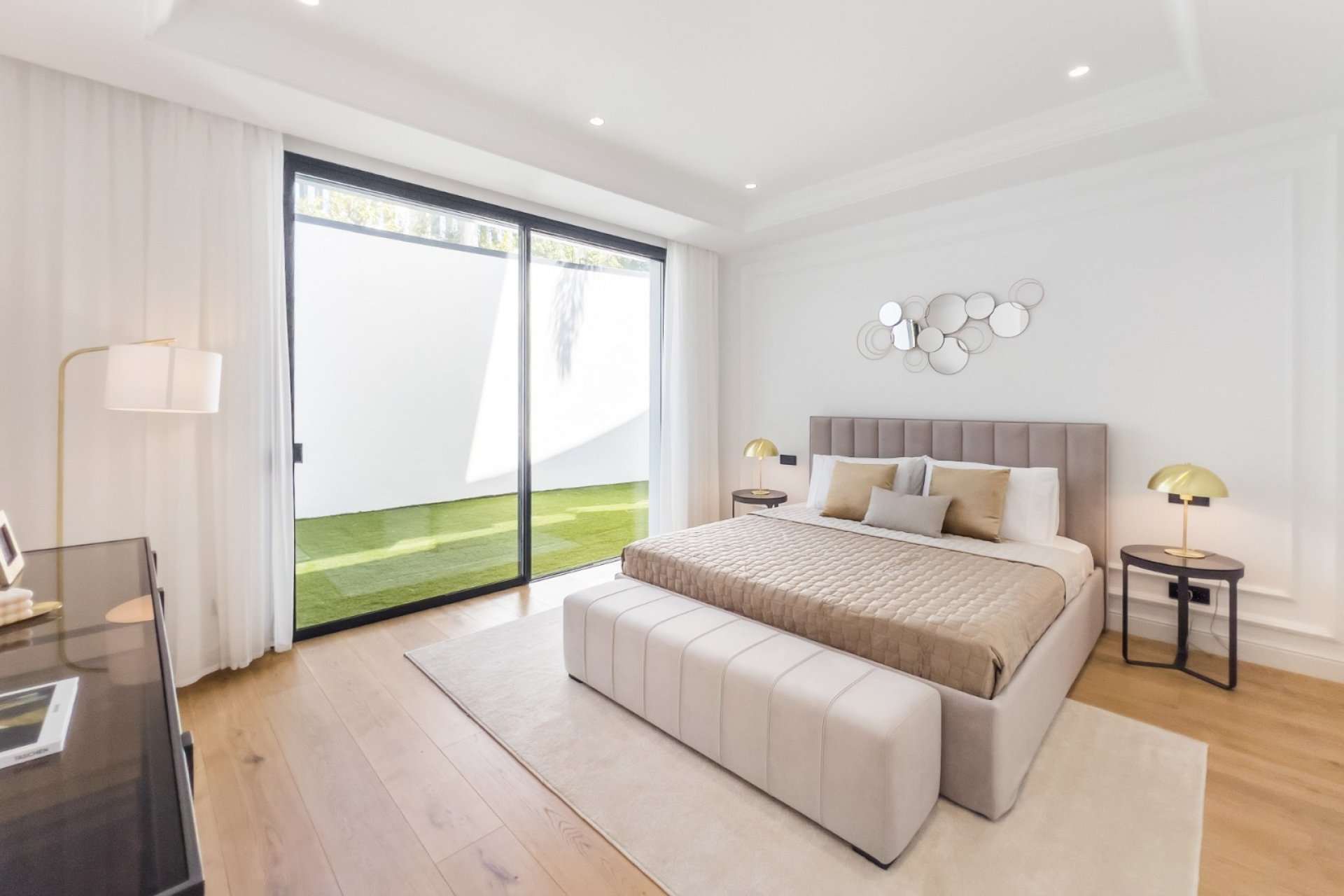 Resale - Villa -
Marbella - Golden Mile