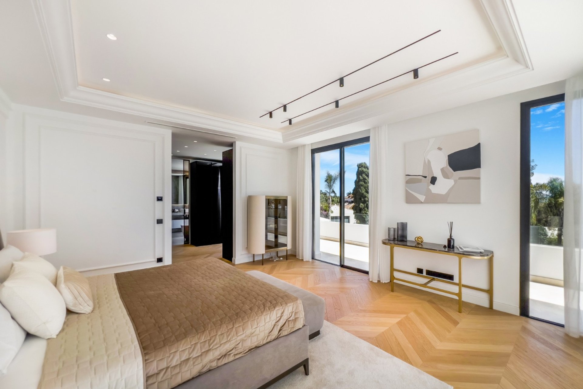 Resale - Villa -
Marbella - Golden Mile