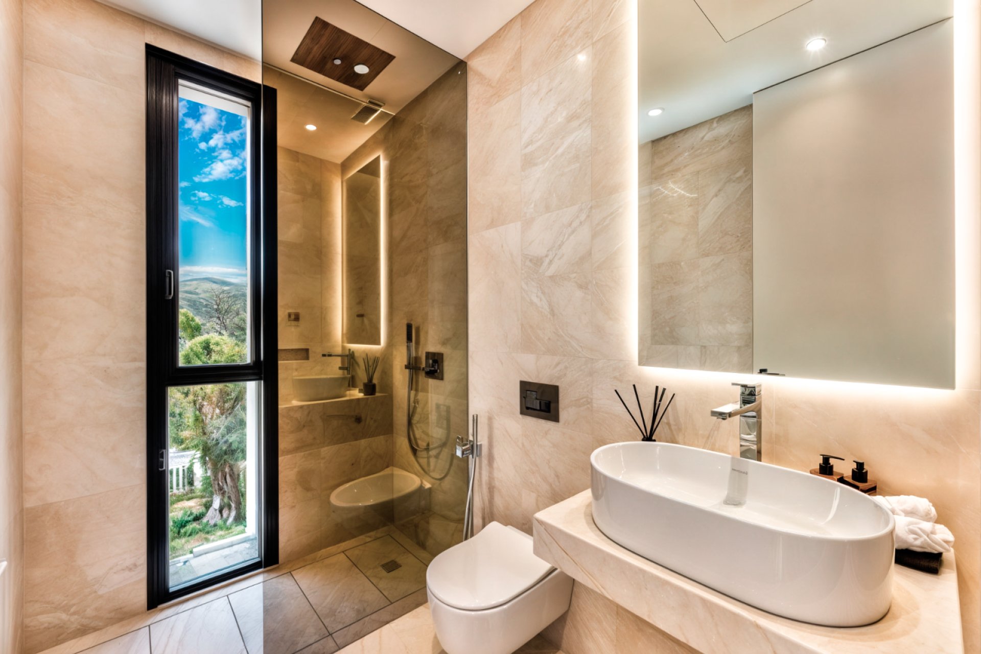 Resale - Villa -
Marbella - Golden Mile