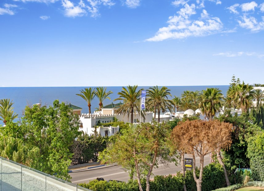 Resale - Villa -
Marbella - Golden Mile
