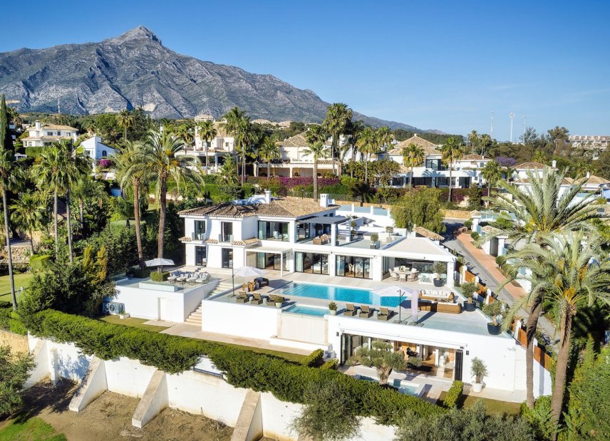 Resale - Villa -
Marbella - Los Naranjos de Marbella