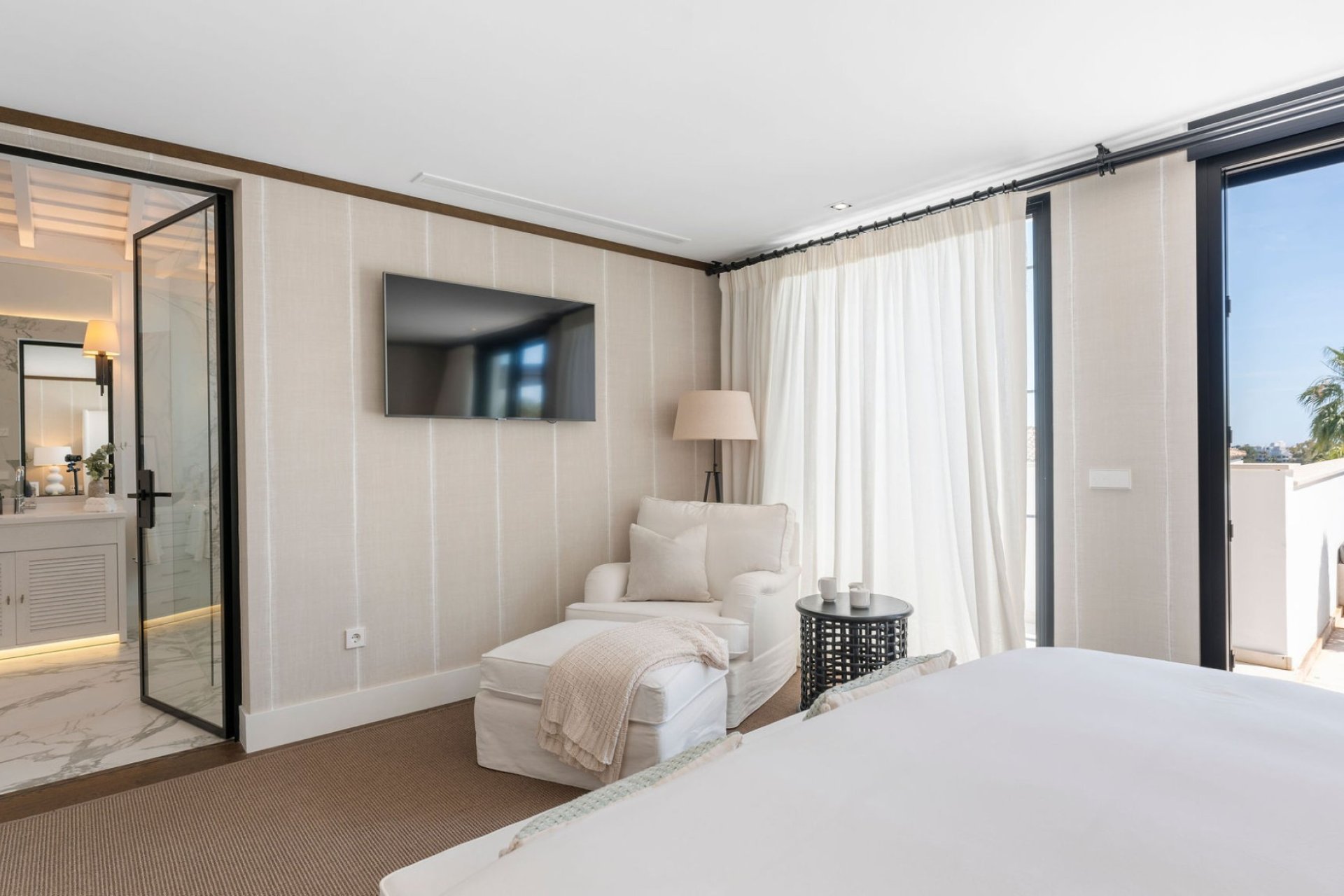 Resale - Villa -
Marbella - Los Naranjos de Marbella