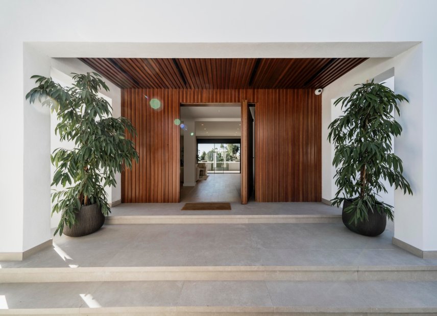 Resale - Villa -
Marbella - Nagueles