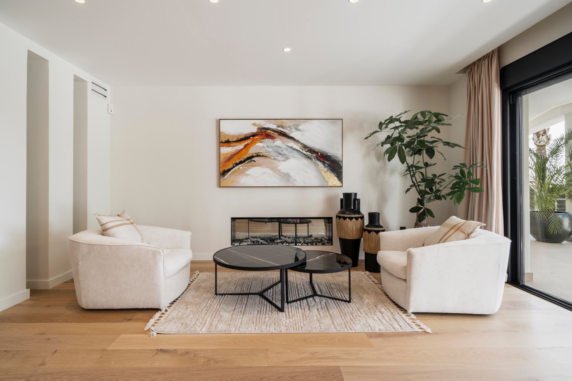 Resale - Villa -
Marbella - Nagueles
