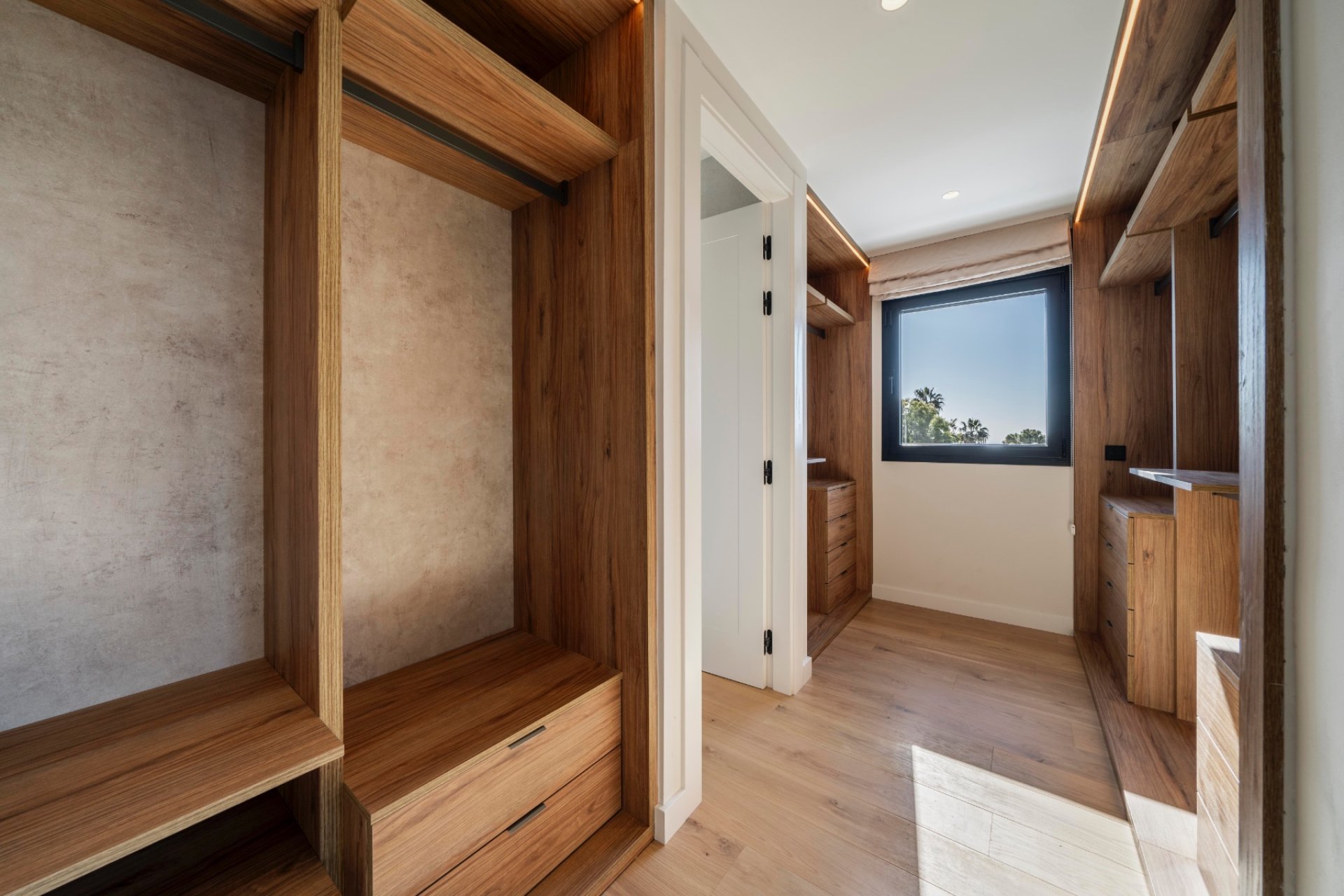 Resale - Villa -
Marbella - Nagueles
