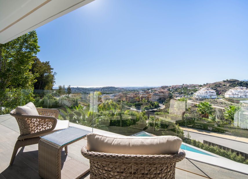 Resale - Villa -
Marbella - Nueva Andalucía