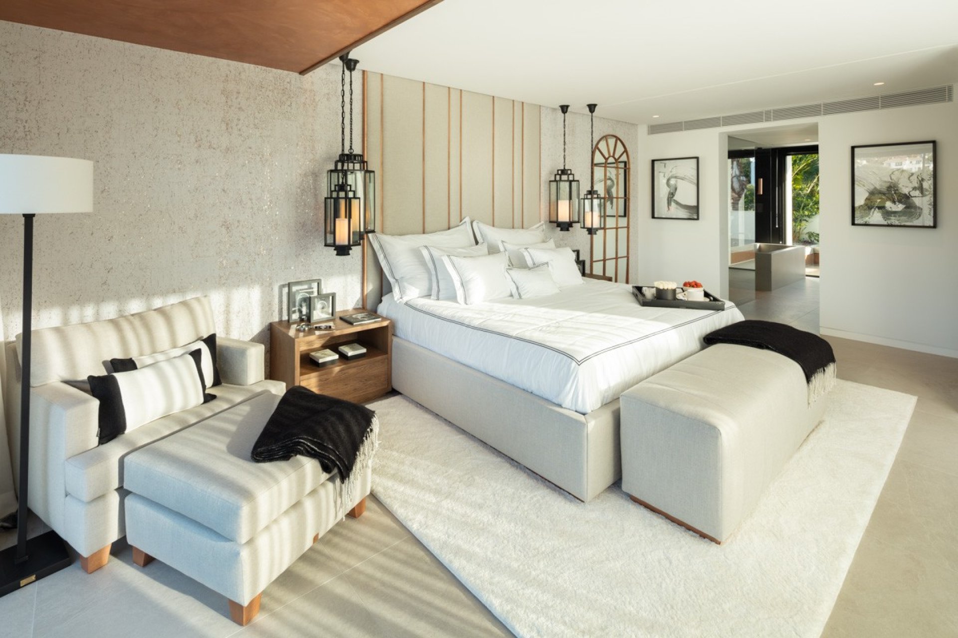 Resale - Villa -
Marbella - Nueva Andalucía