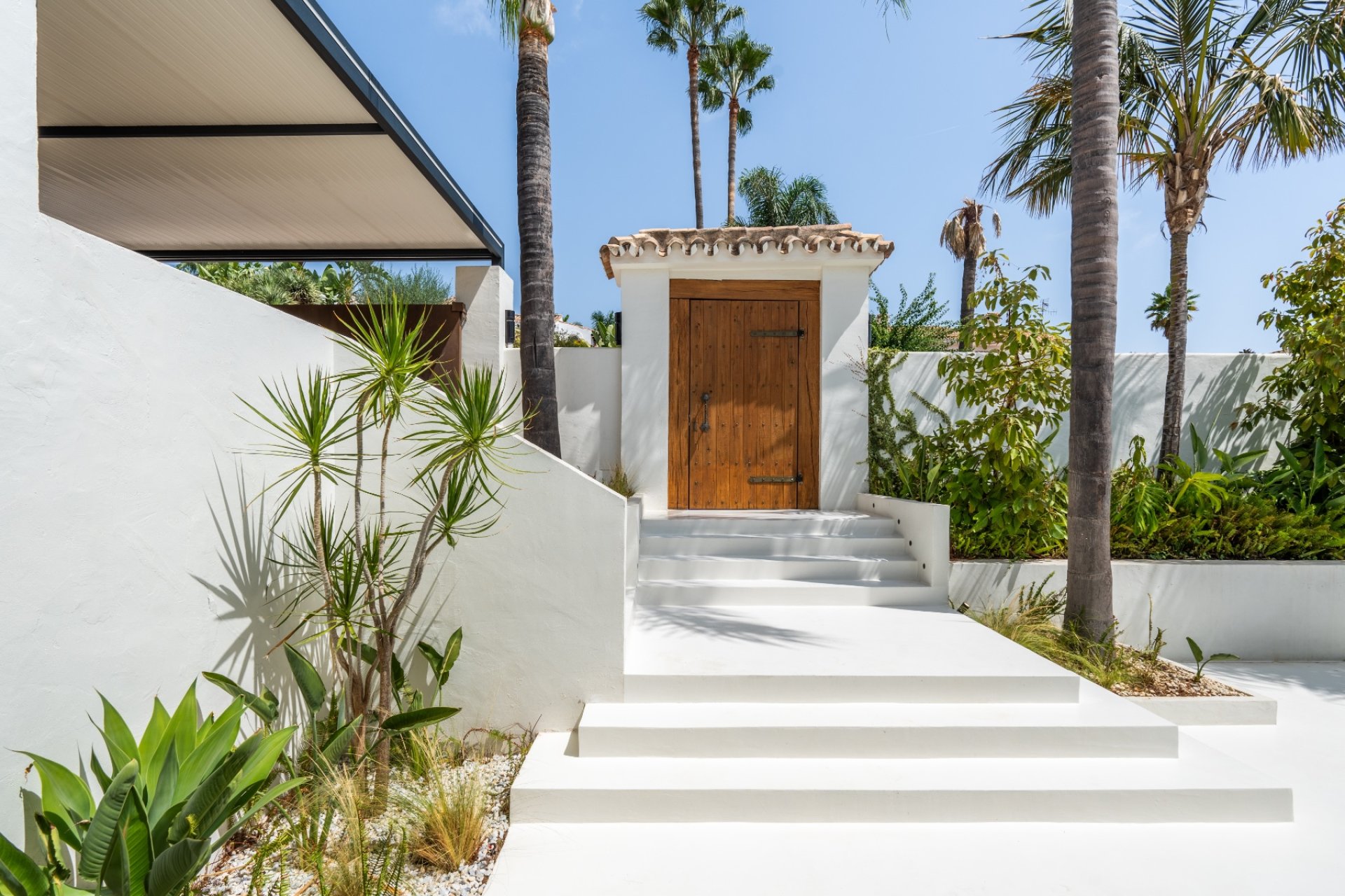 Resale - Villa -
Marbella - Nueva Andalucía