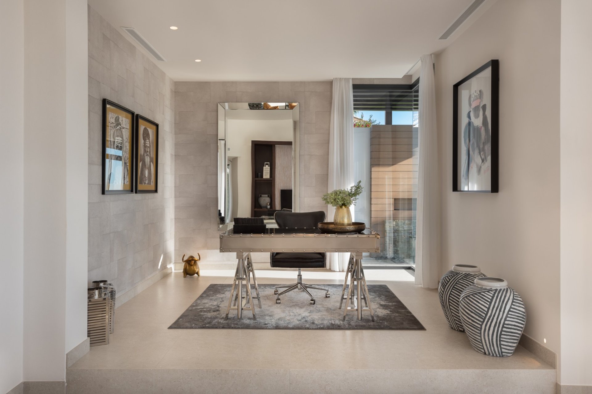 Resale - Villa -
Marbella - Nueva Andalucía