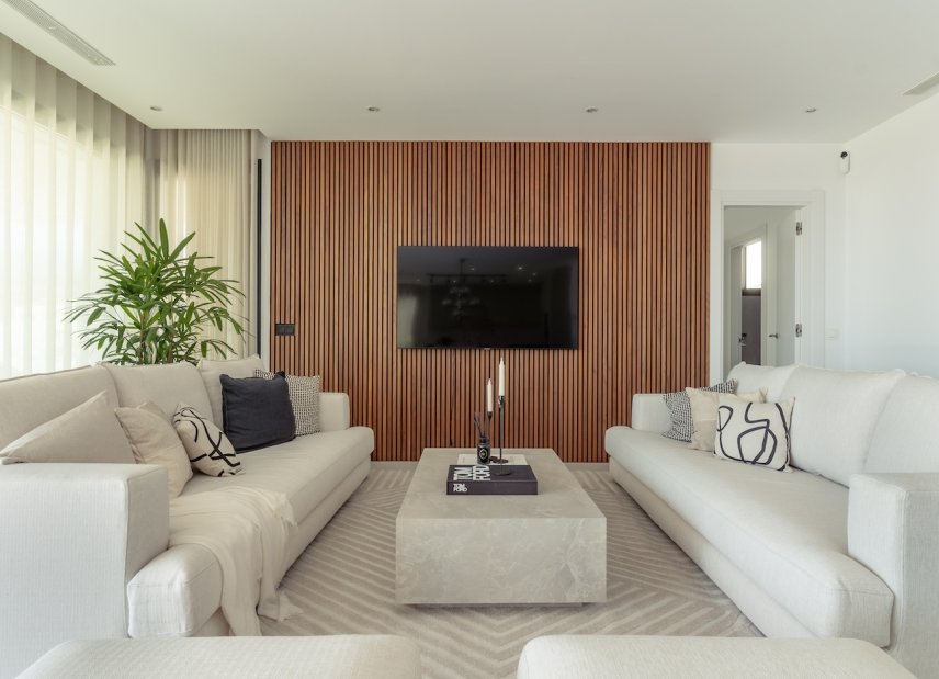 Resale - Villa -
Marbella - Nueva Andalucía