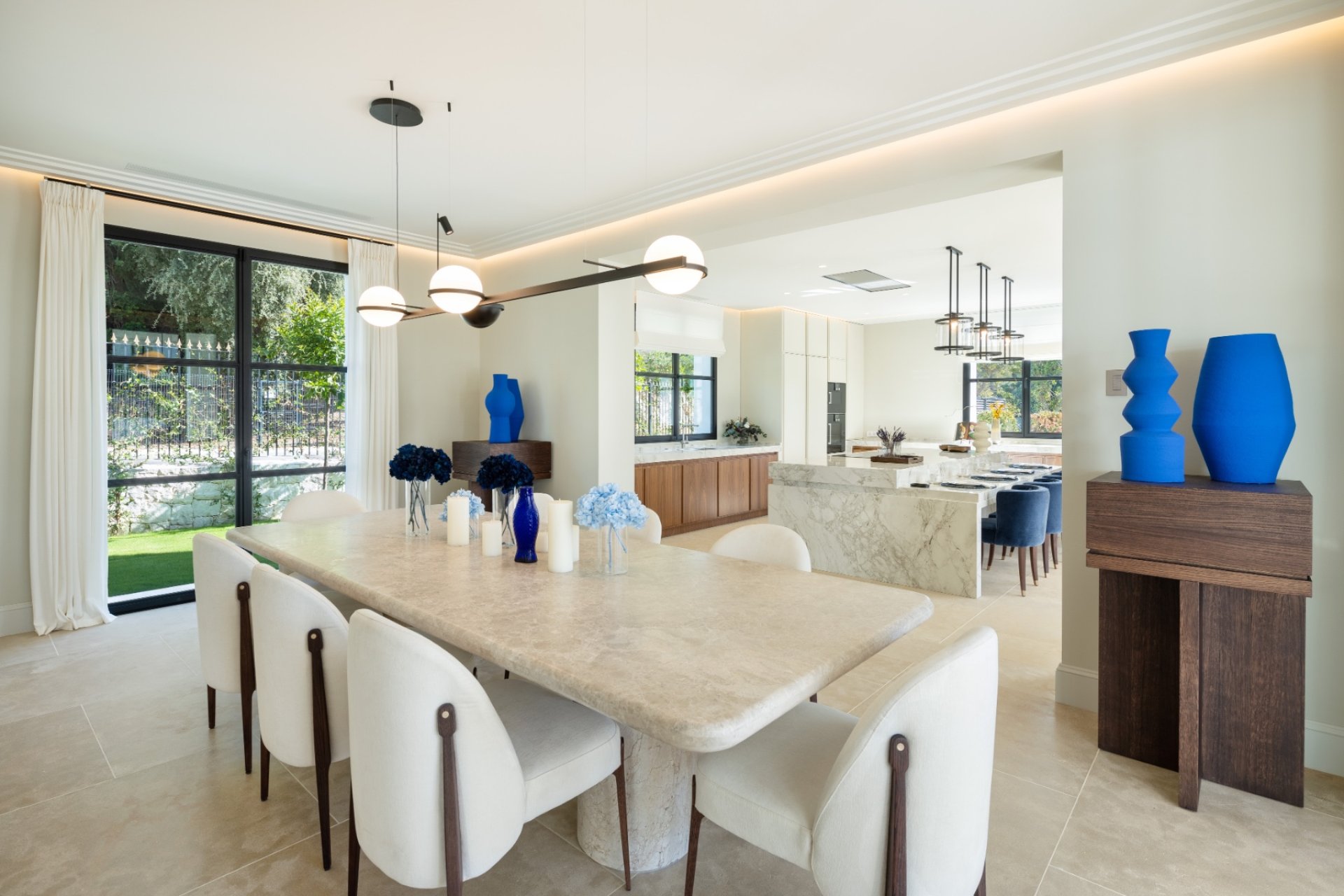 Resale - Villa -
Marbella - Sierra Blanca