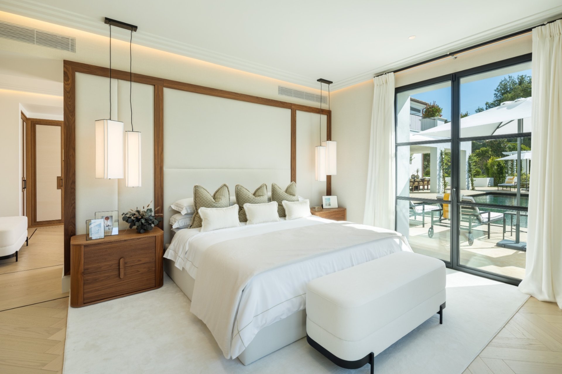 Resale - Villa -
Marbella - Sierra Blanca