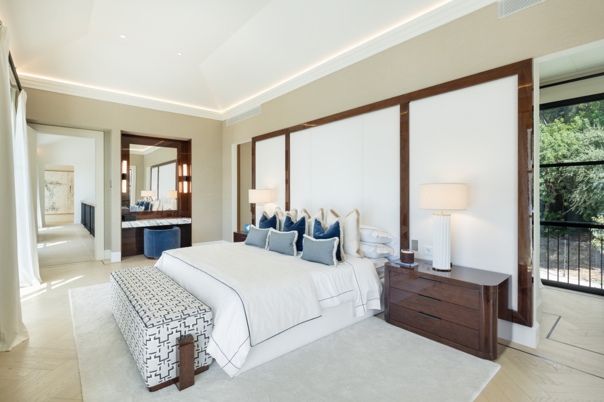 Resale - Villa -
Marbella - Sierra Blanca