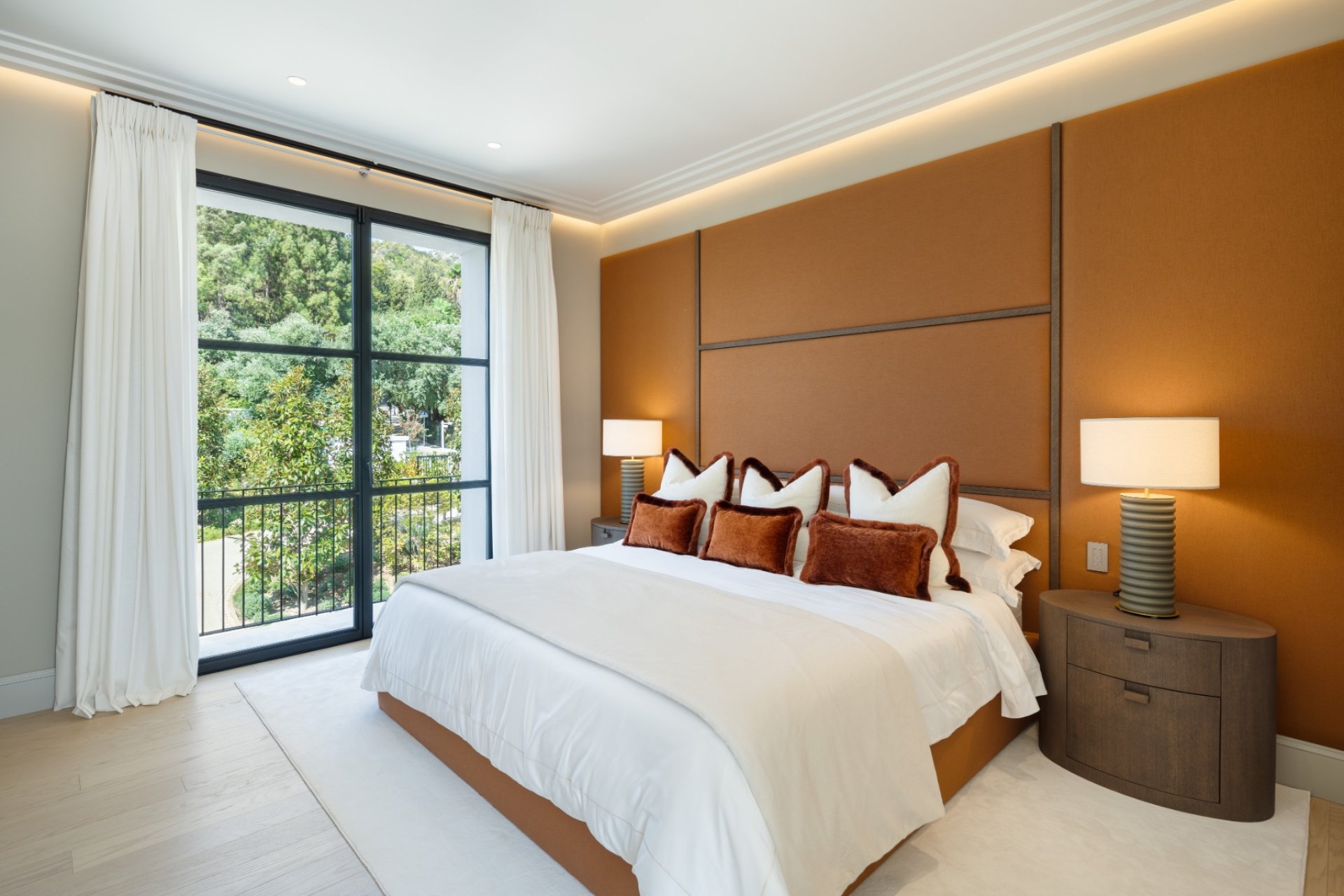 Resale - Villa -
Marbella - Sierra Blanca