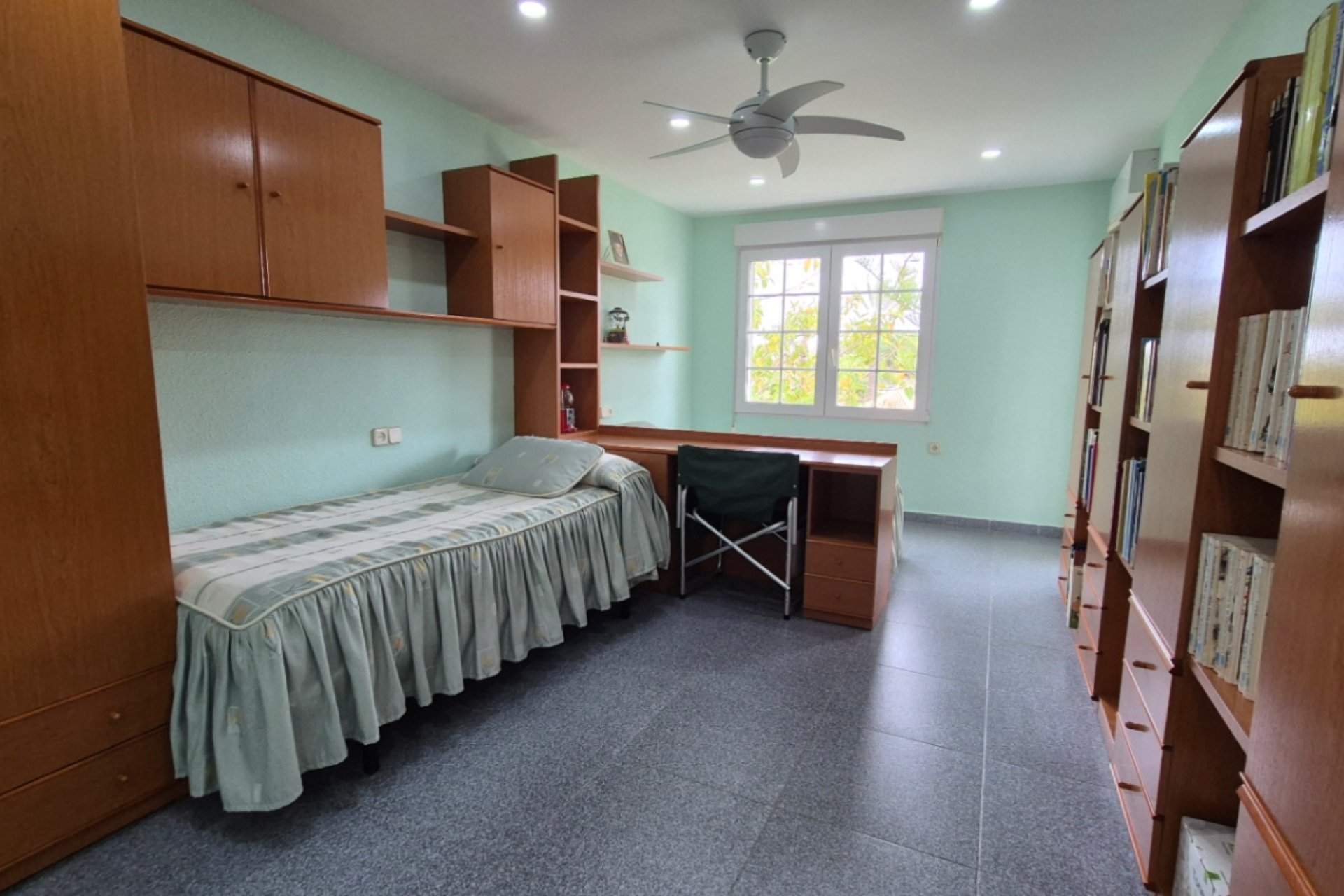 Resale - Villa -
Orihuela - Costa Blanca