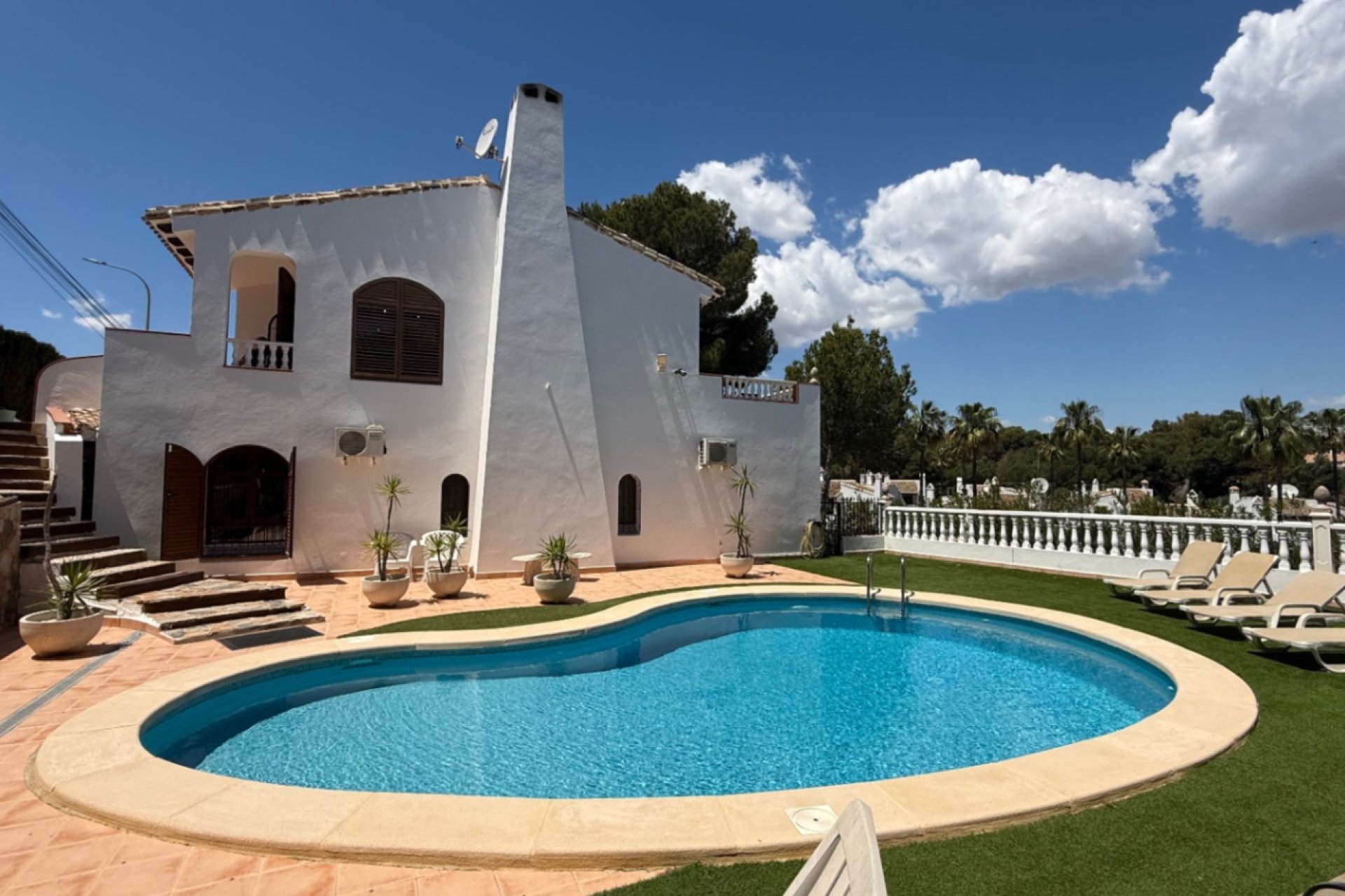 Resale - Villa -
Orihuela - Costa Blanca