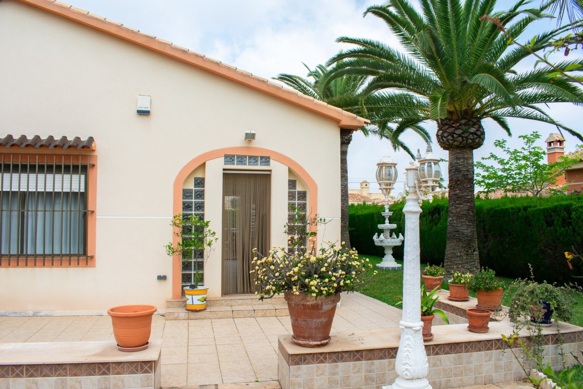 Resale - Villa -
Orihuela Costa - Cabo Roig