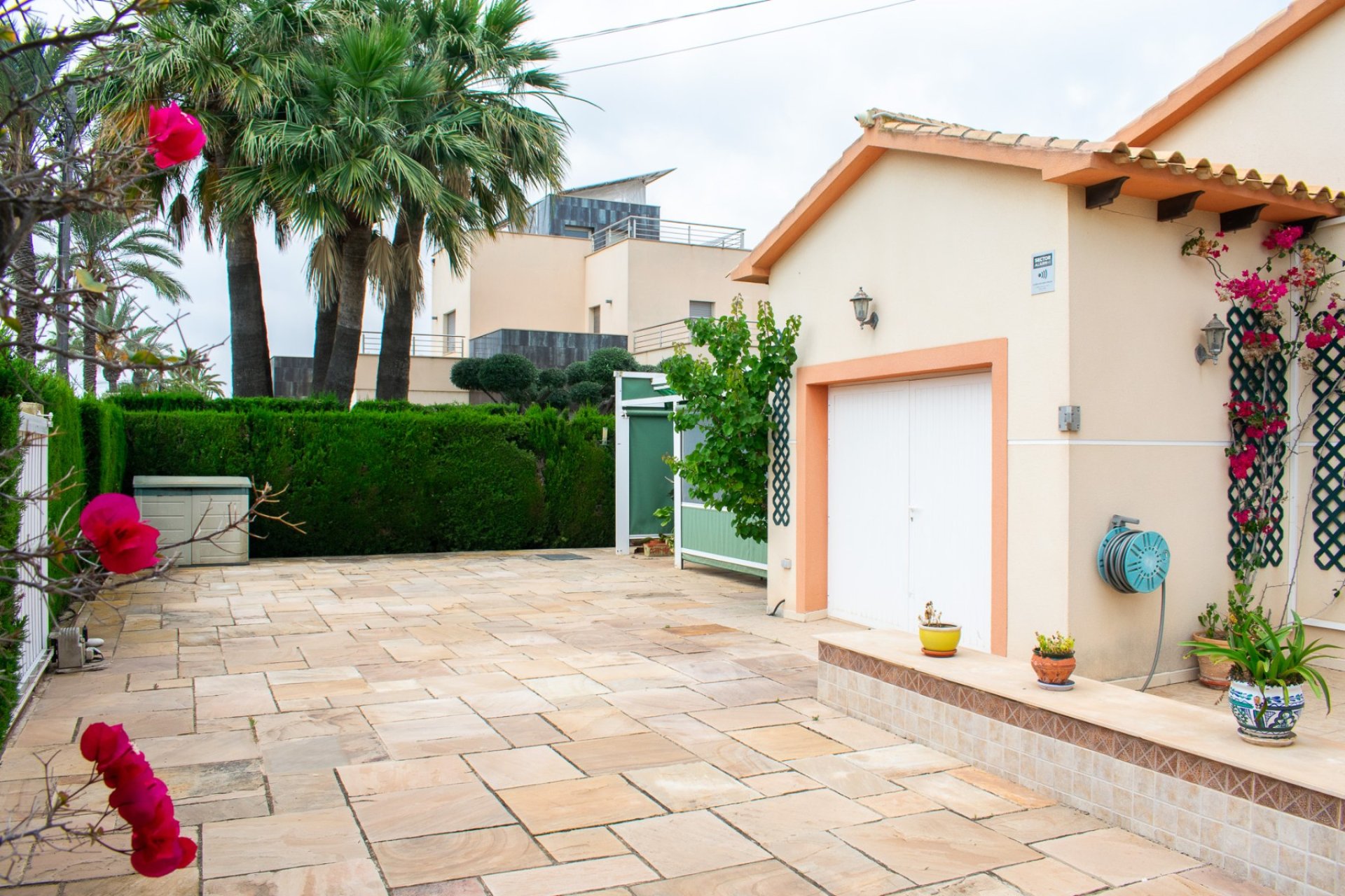 Resale - Villa -
Orihuela Costa - Cabo Roig