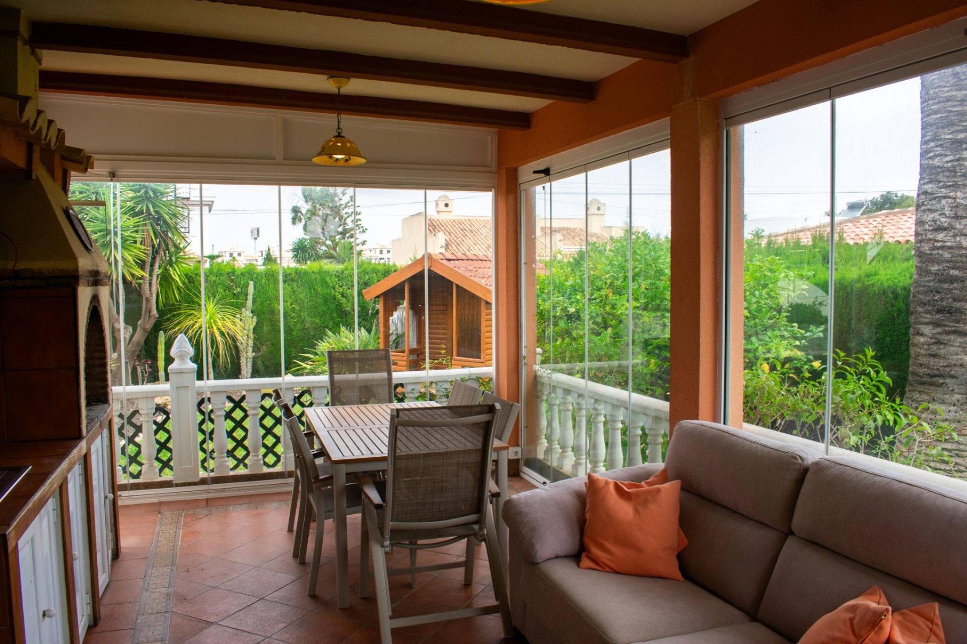 Resale - Villa -
Orihuela Costa - Cabo Roig