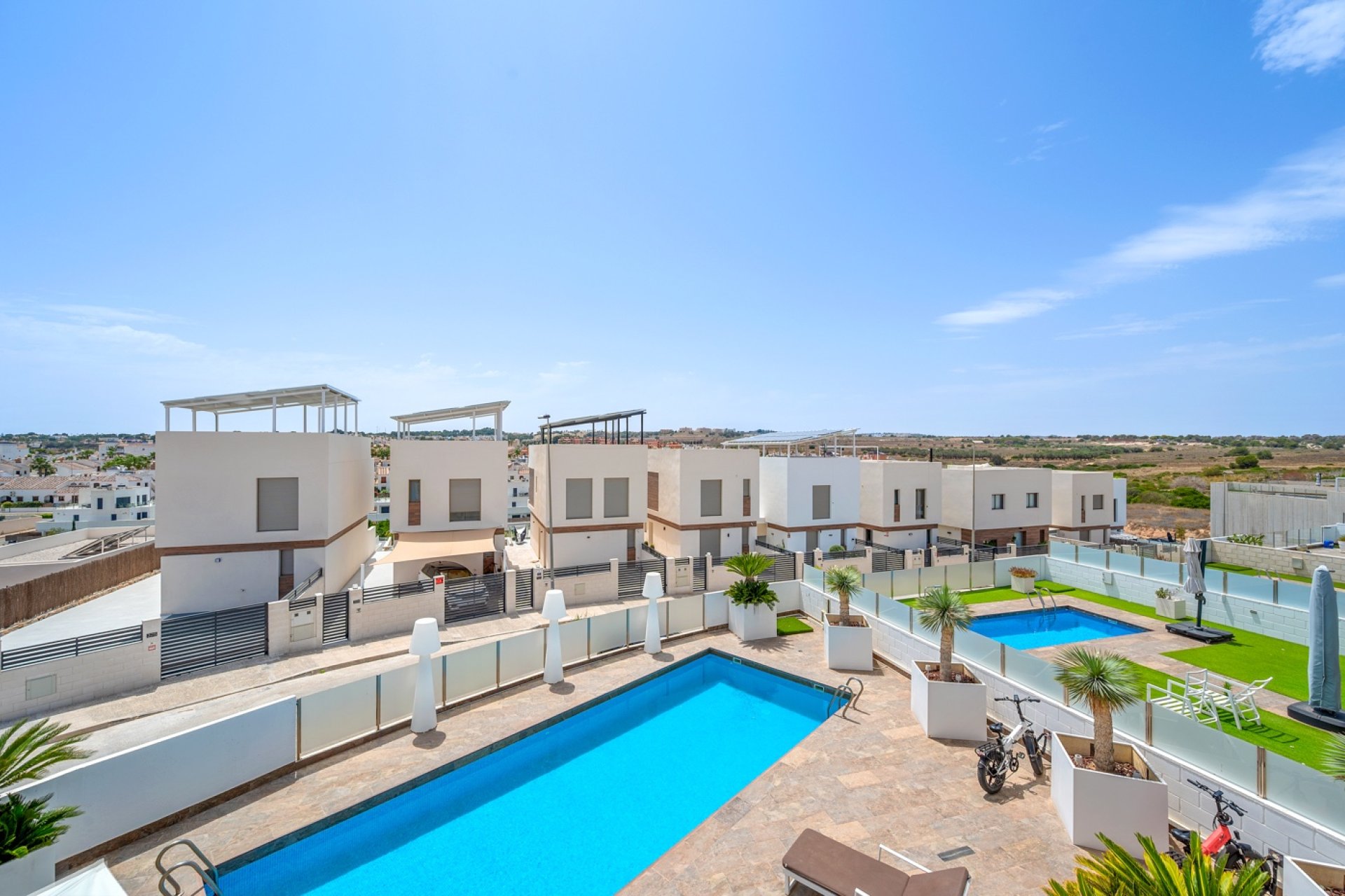 Resale - Villa -
Orihuela Costa - Villamartín