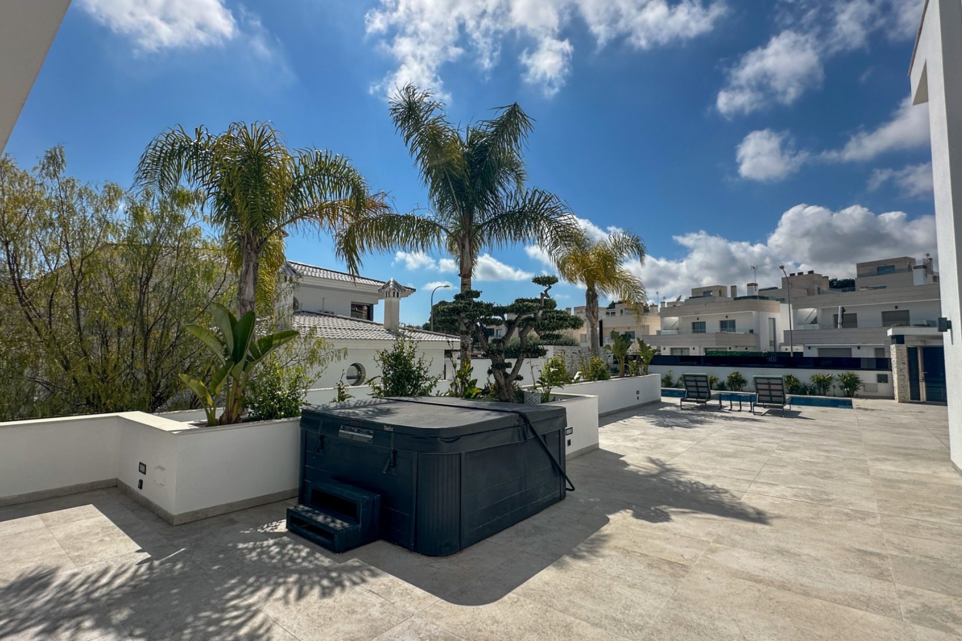 Resale - Villa -
Orihuela Costa - Villamartín
