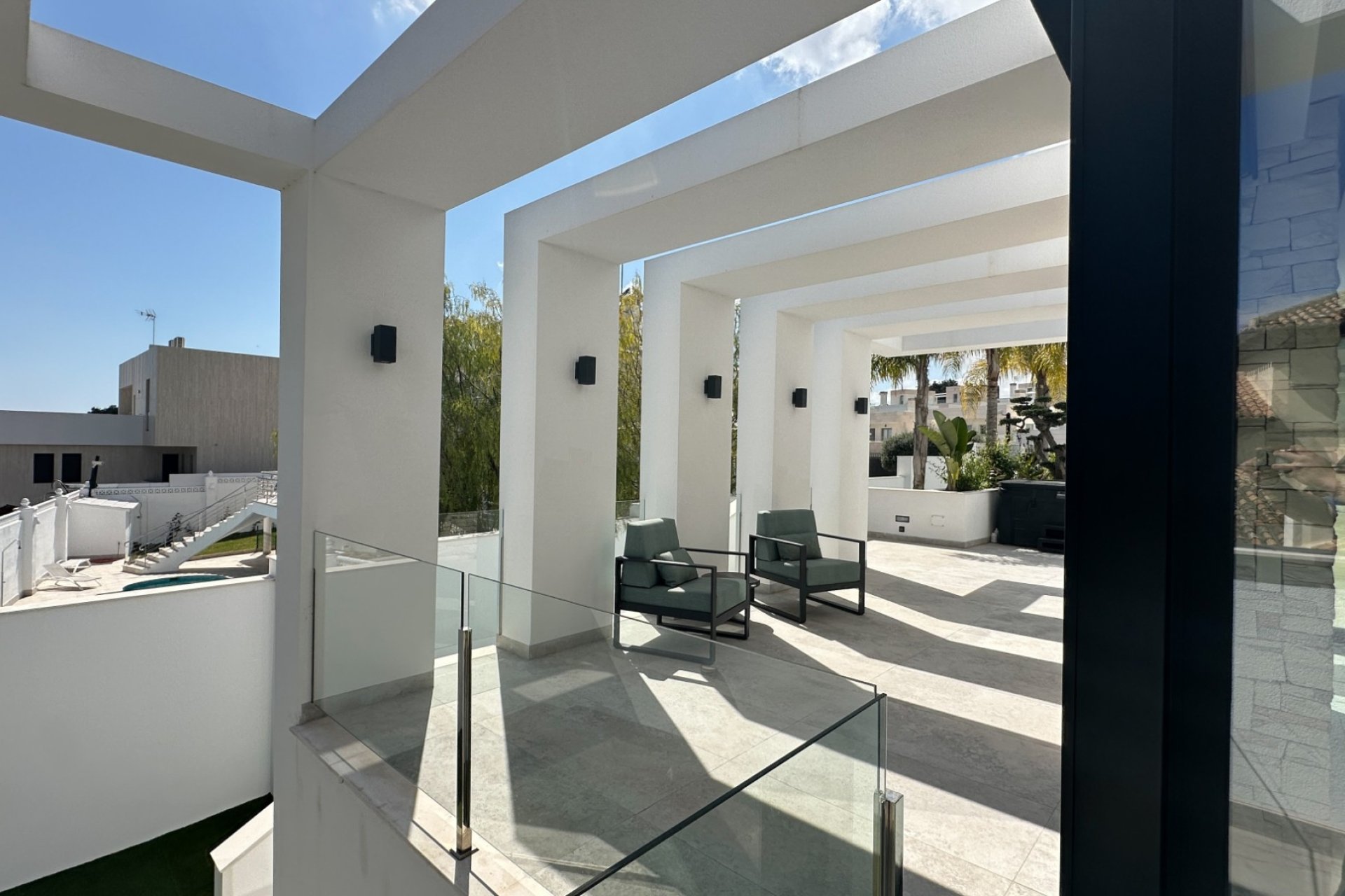 Resale - Villa -
Orihuela Costa - Villamartín