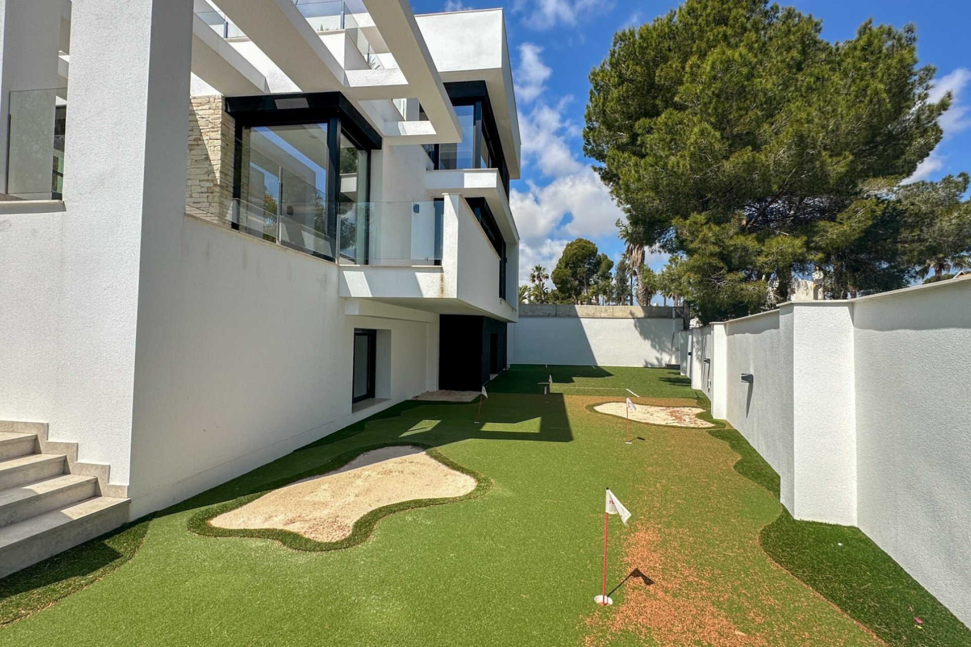 Resale - Villa -
Orihuela Costa - Villamartín