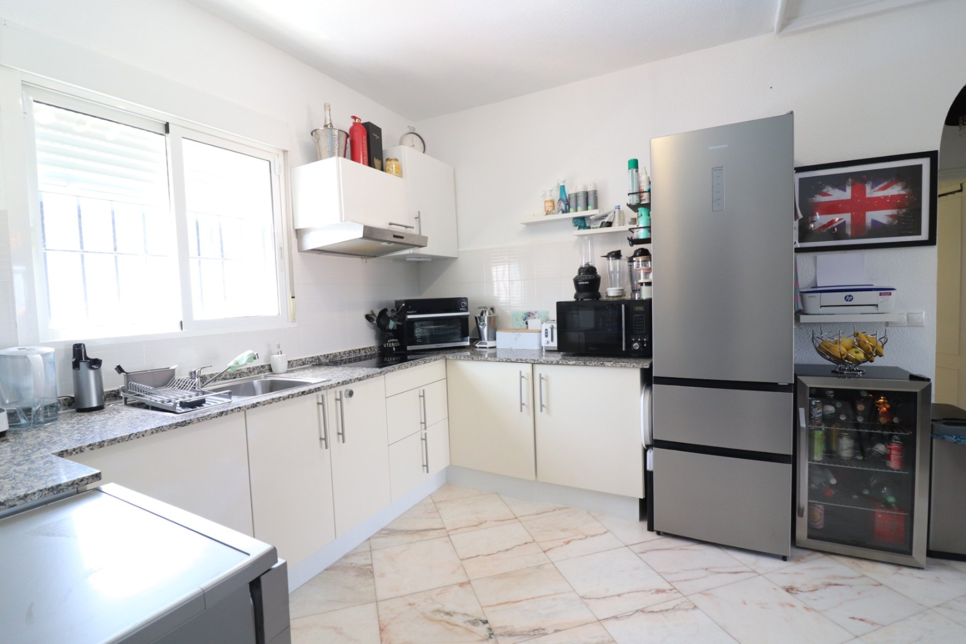 Resale - Villa -
Orihuela Costa - Villamartín