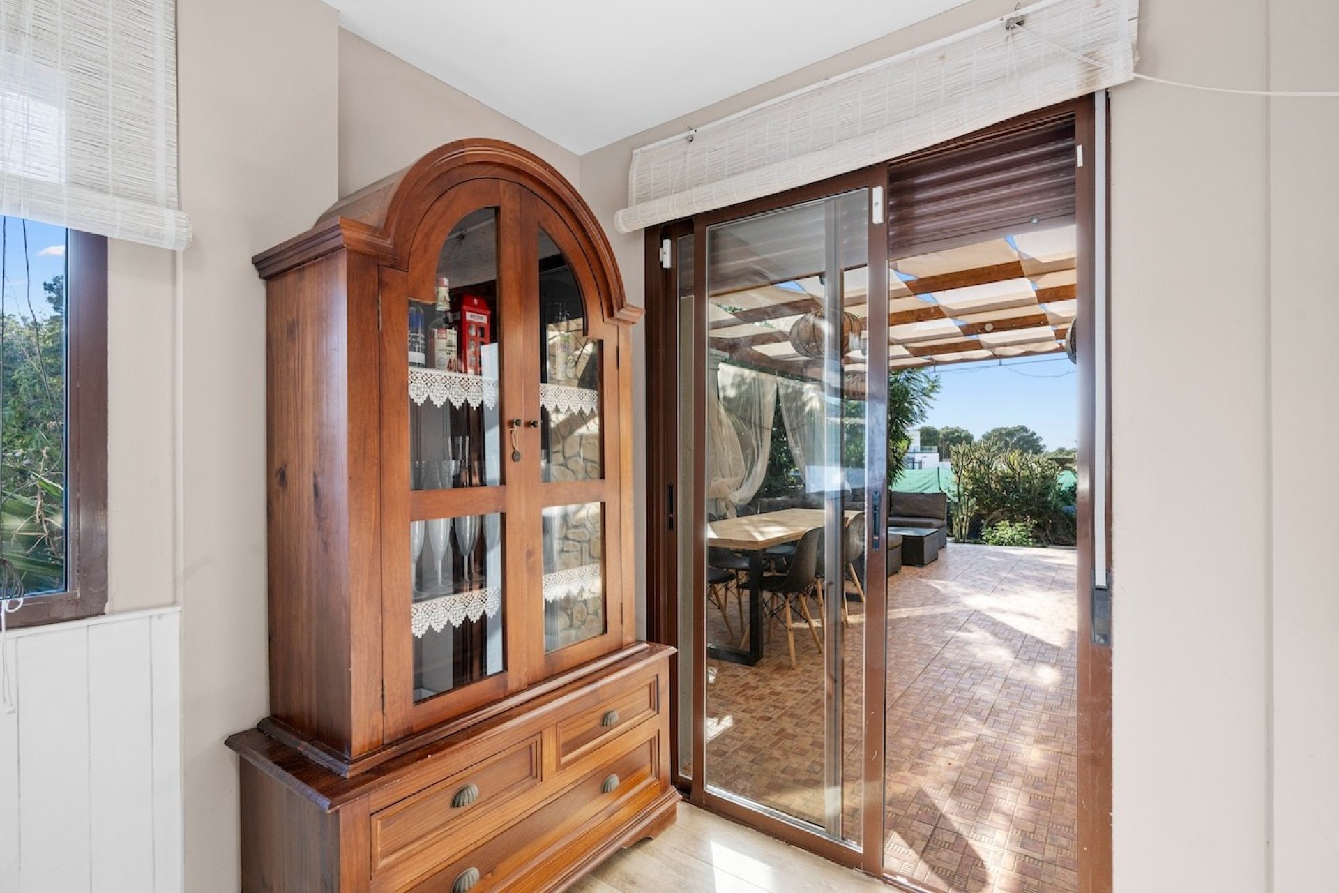 Resale - Villa -
Santa Pola - El Poble Llevanti