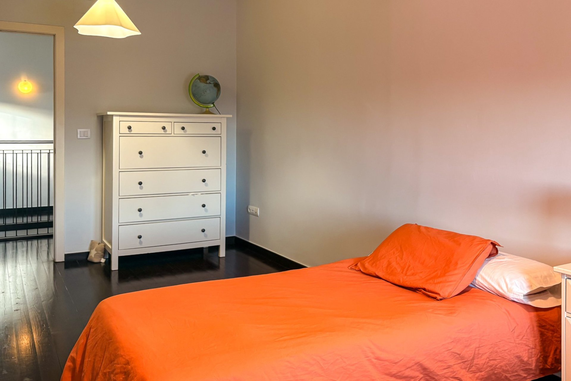 Resale - Villa -
Santa Pola - El Poble Llevanti