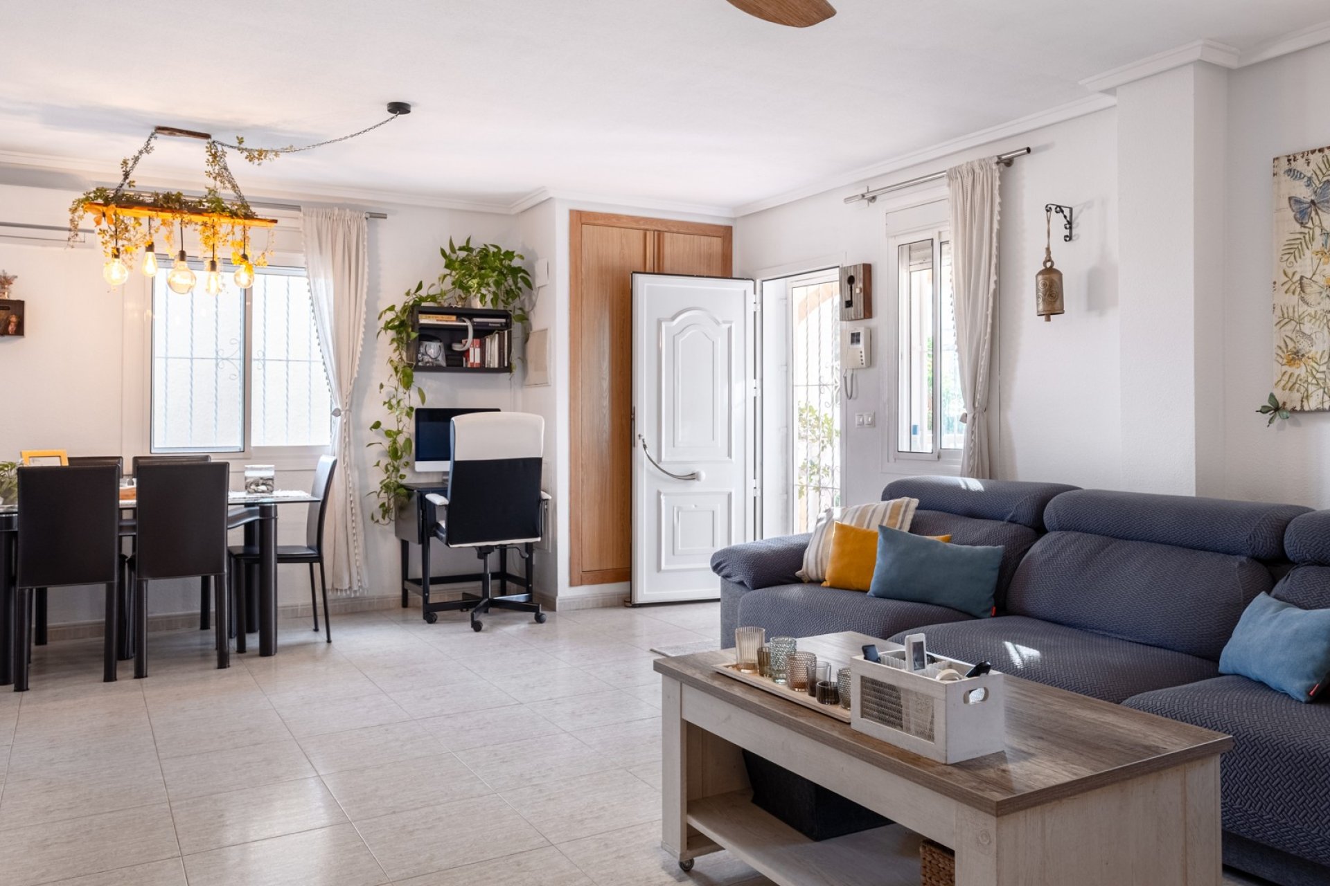 Resale - Villa -
Santa Pola - Gran Alacant