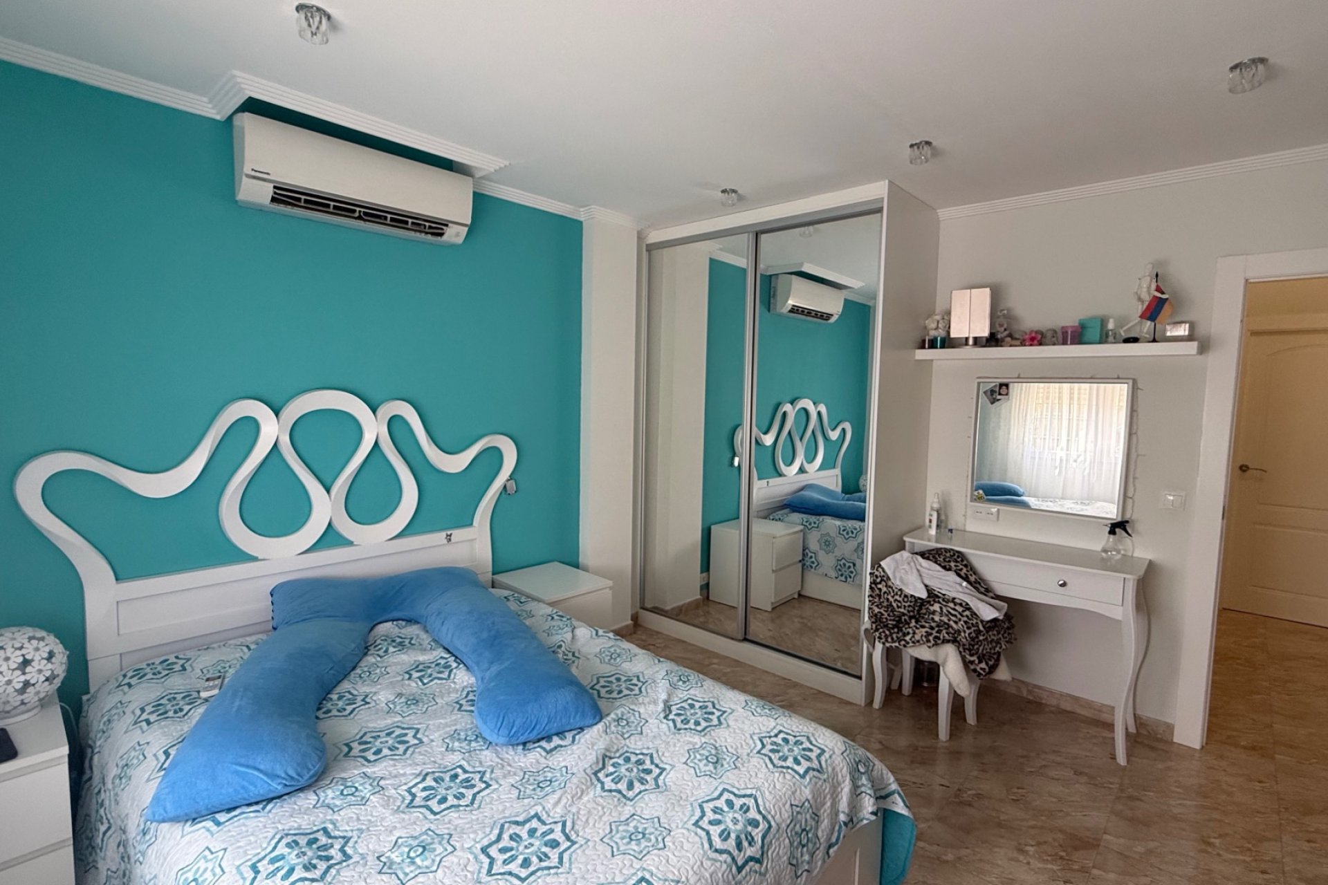 Resale - Villa -
Torrevieja - Costa Blanca
