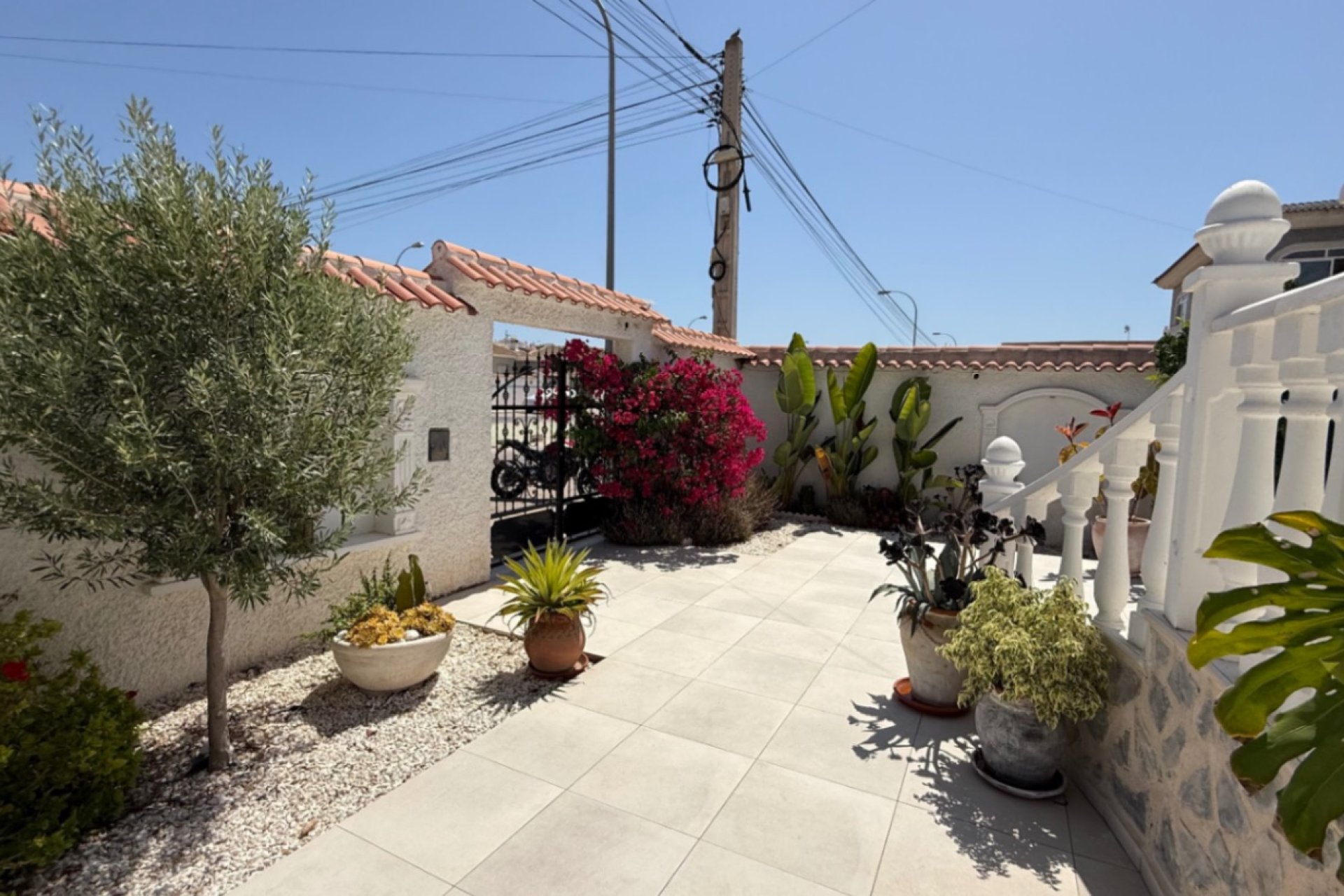 Resale - Villa -
Torrevieja - Costa Blanca