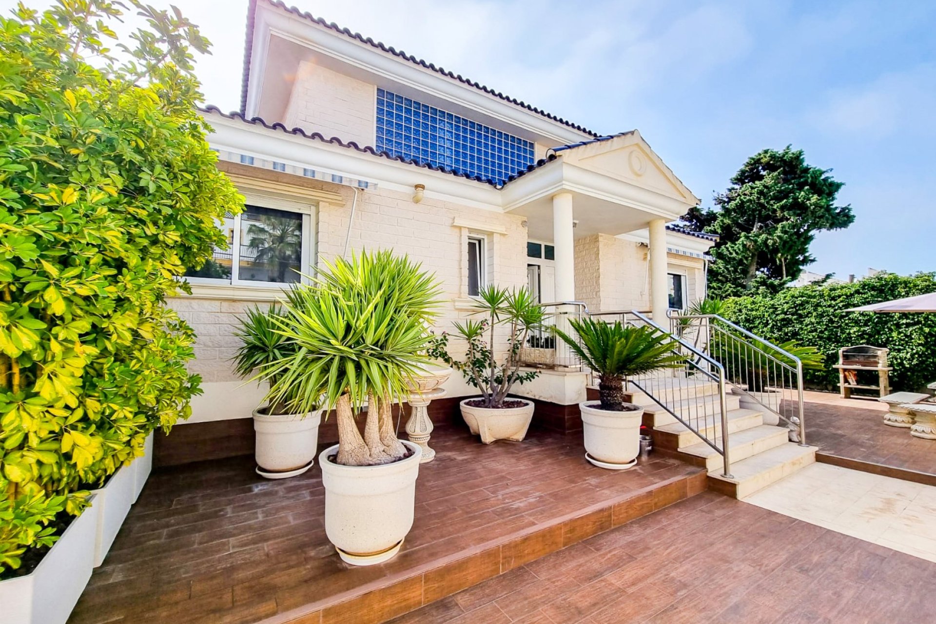 Resale - Villa -
Torrevieja - La Mata