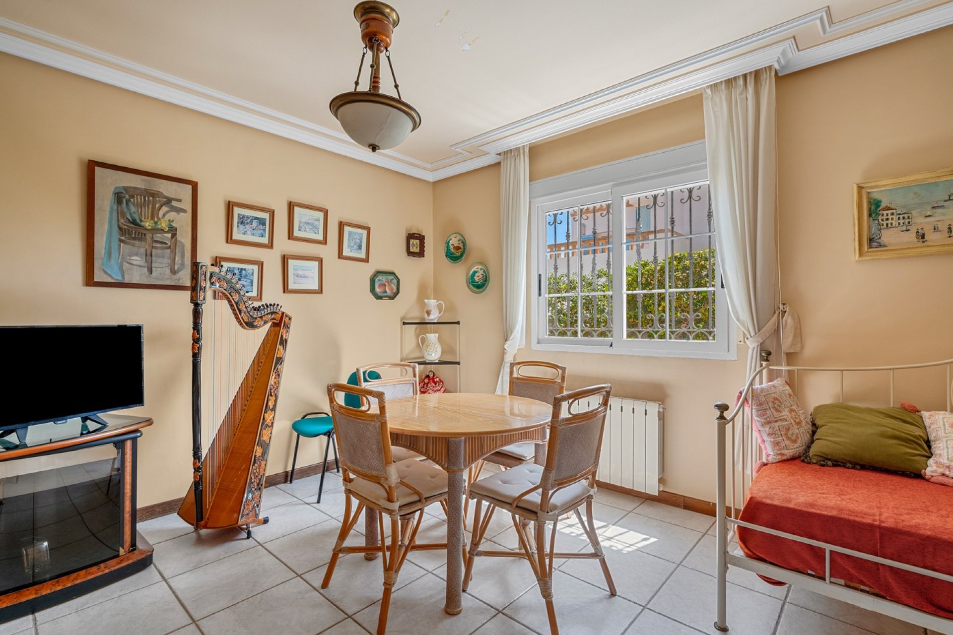Resale - Villa -
Torrevieja - La Mata