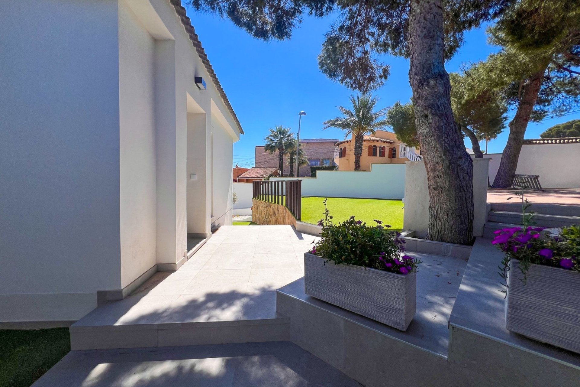 Resale - Villa -
Torrevieja - Los Balcones