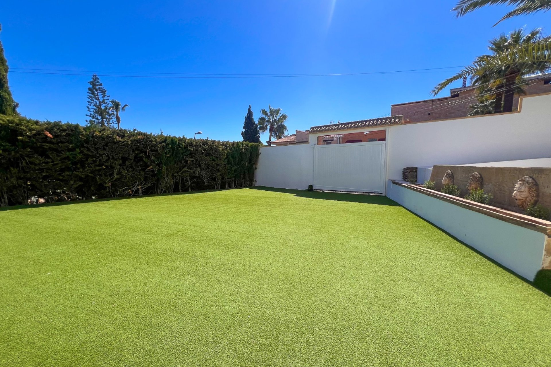 Resale - Villa -
Torrevieja - Los Balcones