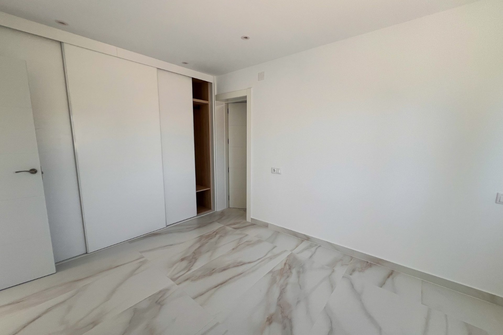 Resale - Villa -
Torrevieja - Los Balcones