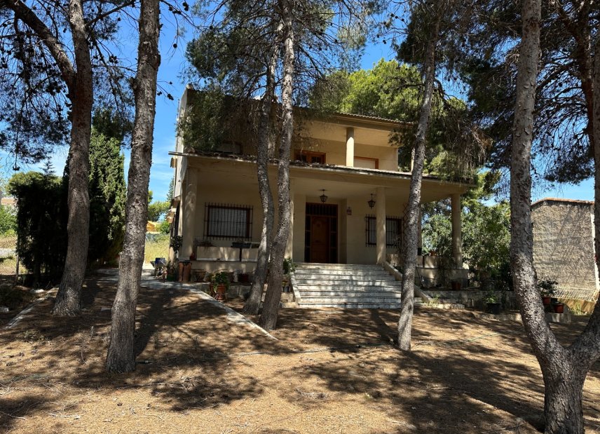 Resale - Villa -
Torrevieja - Los Balcones