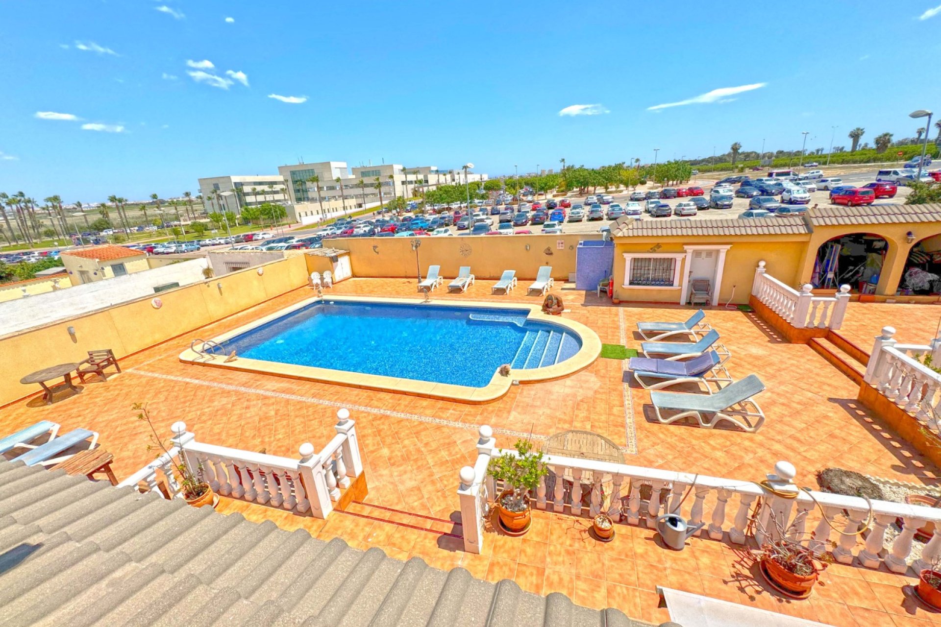 Resale - Villa -
Torrevieja - Los Balcones