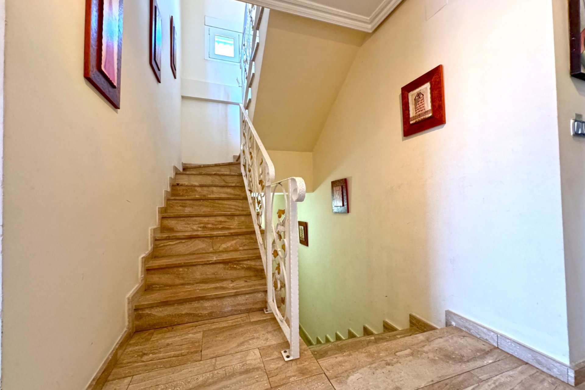 Resale - Villa -
Torrevieja - Los Balcones