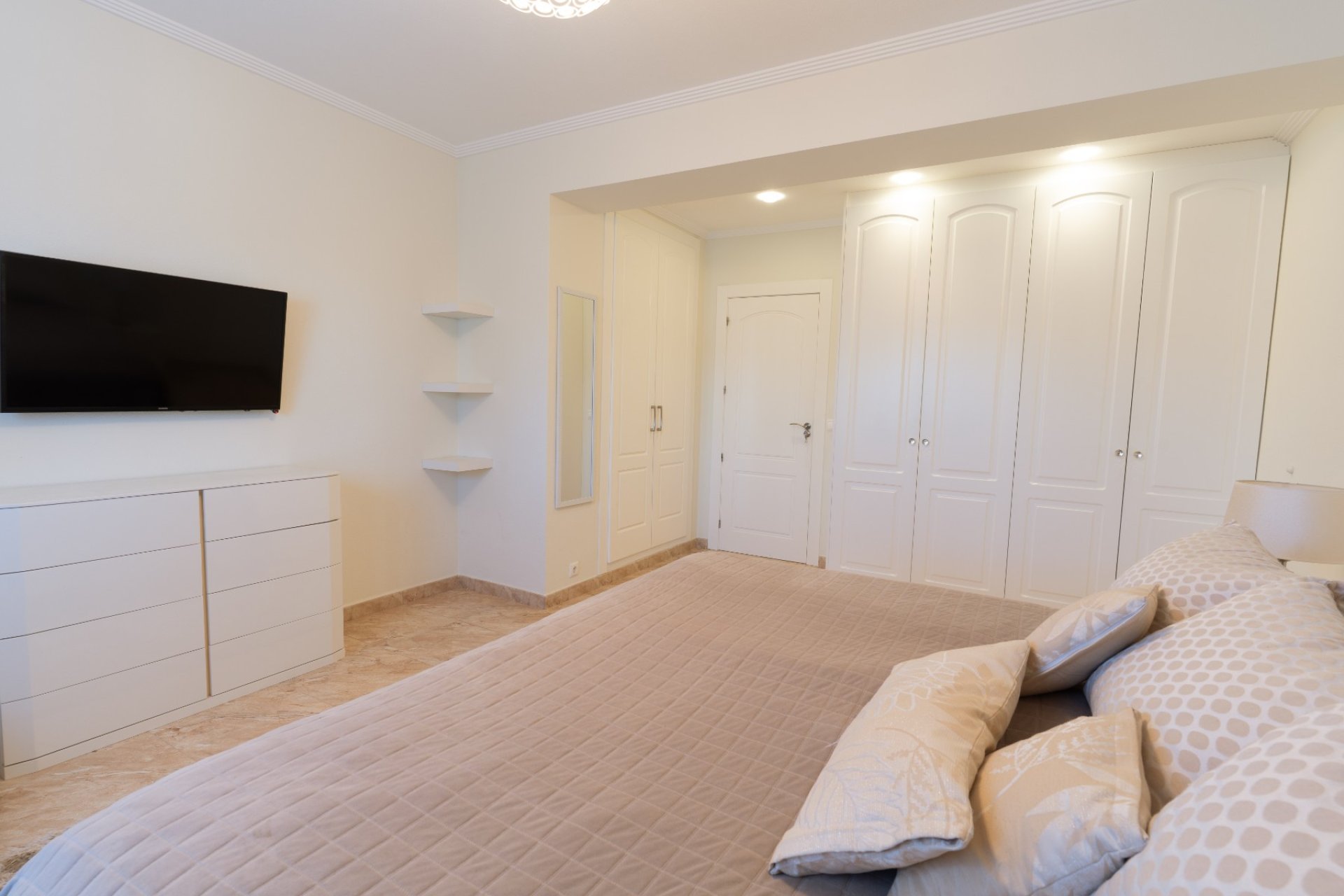 Resale - Villa -
Torrevieja - Los Balcones