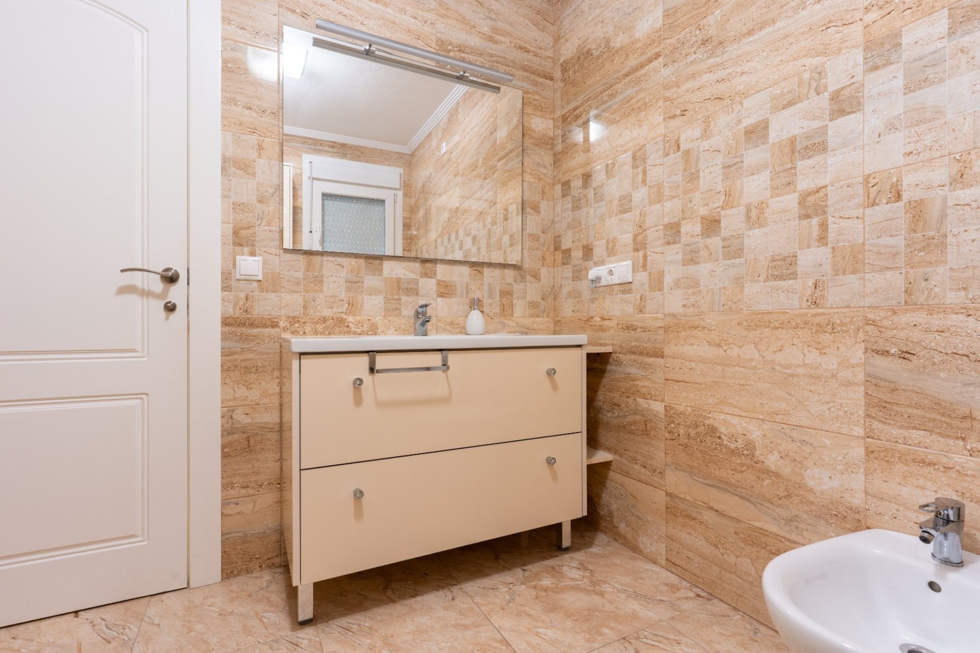 Resale - Villa -
Torrevieja - Los Balcones