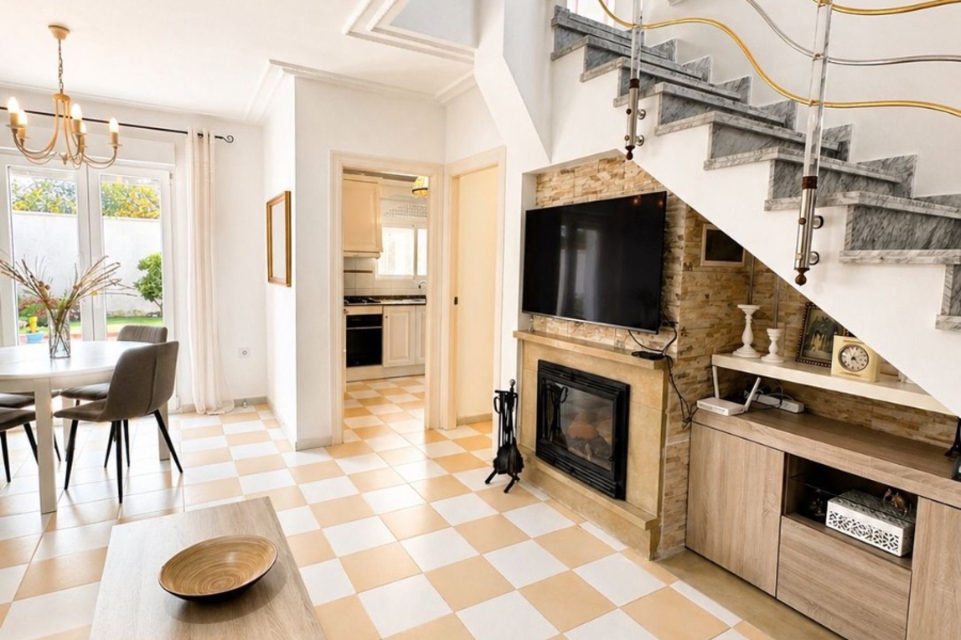 Resale - Villa -
Torrevieja - Nueva Torrevieja