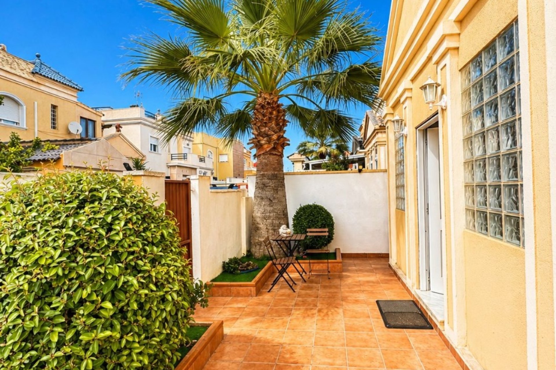 Resale - Villa -
Torrevieja - Nueva Torrevieja
