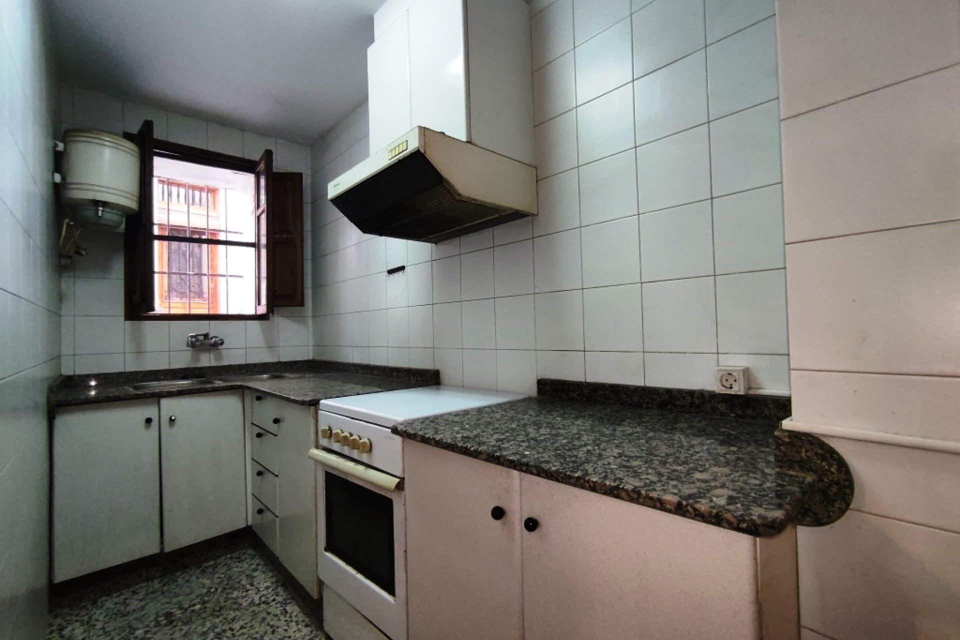 Reventa - Adosado -
Agres - town